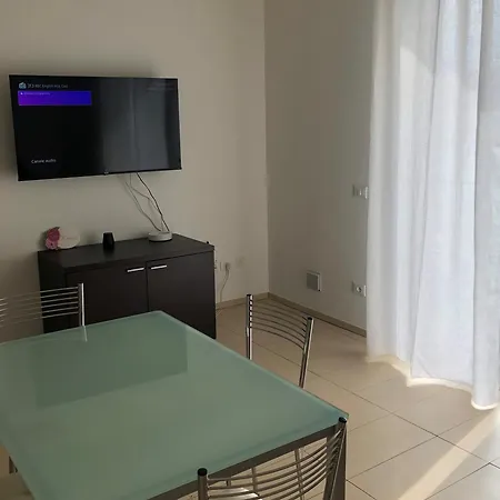 Vacanzero شقة رافيننا