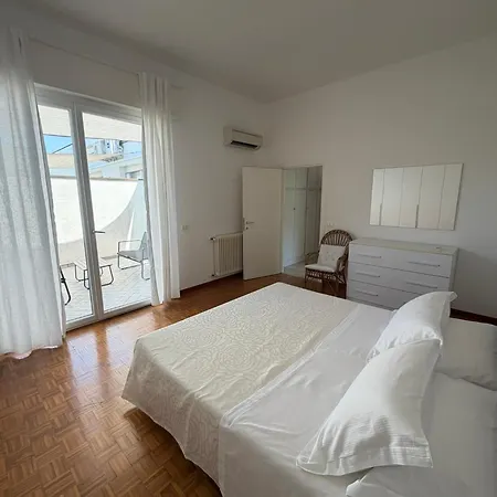 Vacanzero رافيننا