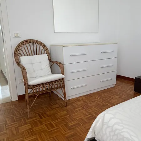 Vacanzero شقة رافيننا